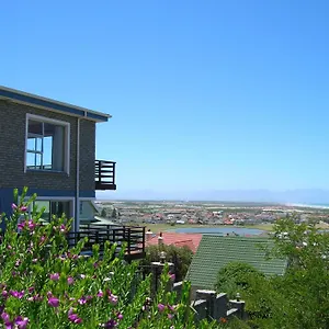 bluebottle-guesthouse.hotels-capetown.com/